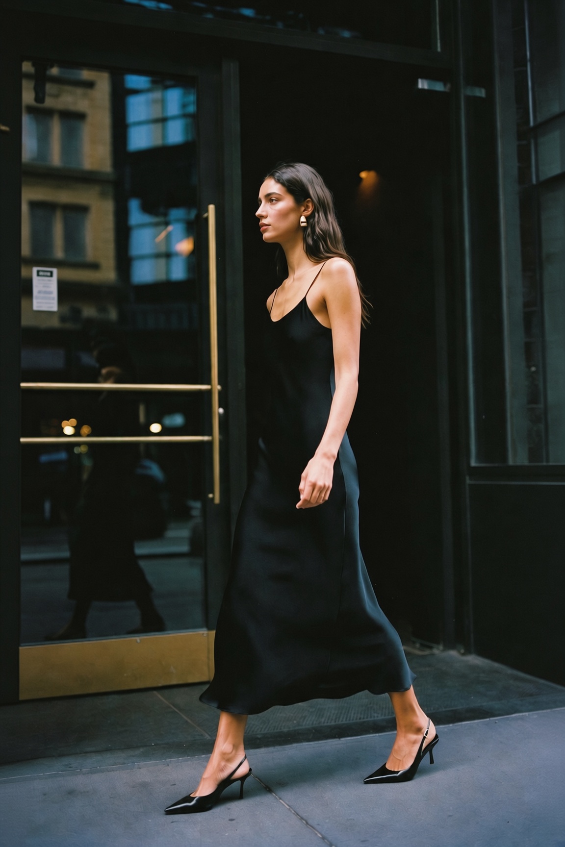Noir — the ESVRA Fashion edit